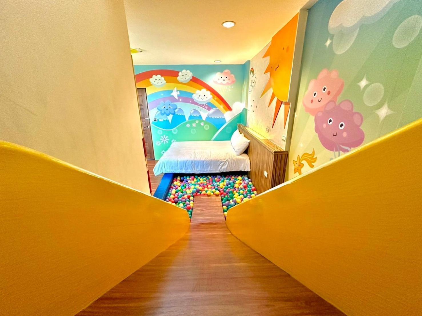 Little Apple B&B Wujie Exterior photo